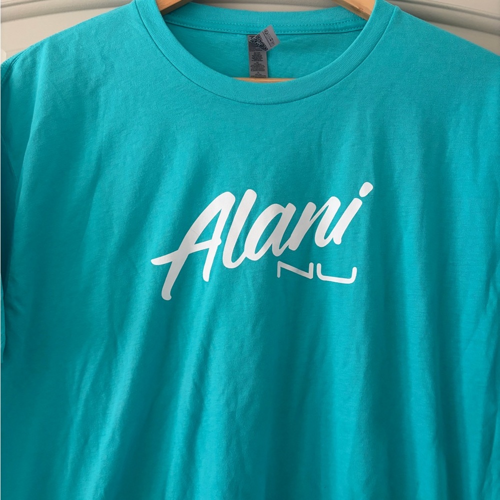 Alani Nu Logo 100% Cotton Graphic T-Shirt Teal Blue Size XL Activewear - Picture 3 of 9